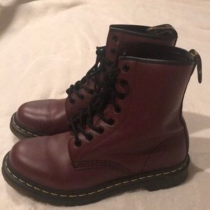 Womens 1460 Smooth Maroon Doc Martens